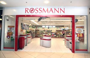 Kétszámjegyű forgalomnövekedést vár a Rossmann a következő két évben