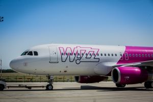 Véglegesítette 430 repülőgépre szóló megrendelését a Wizz Air befektetője